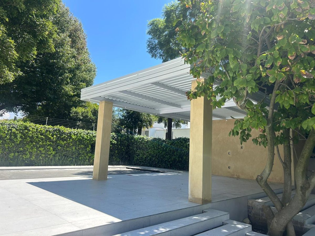 Fixed IBR awning over patio