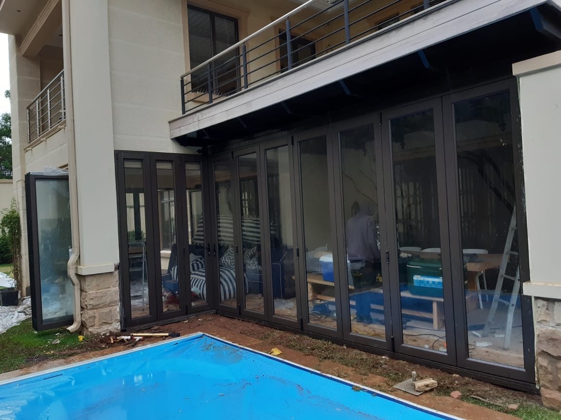 Enclosed patio with aluminium doors